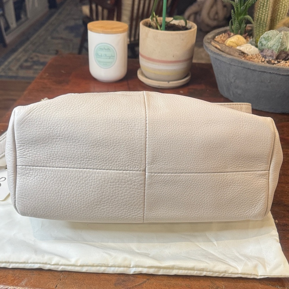 NWT HOBO Pink and Cream Women's Bag (CLSH) - Picture 10 of 16